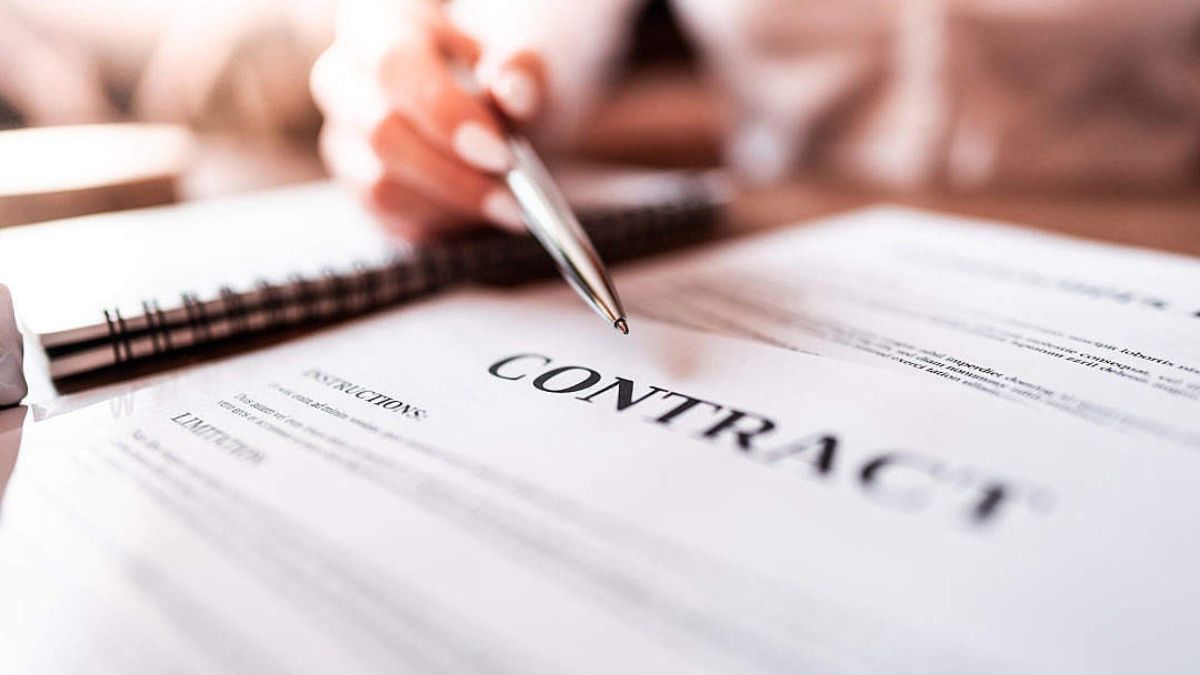Business Contract Review – Why It’s Crucial for Success and Legal Safety