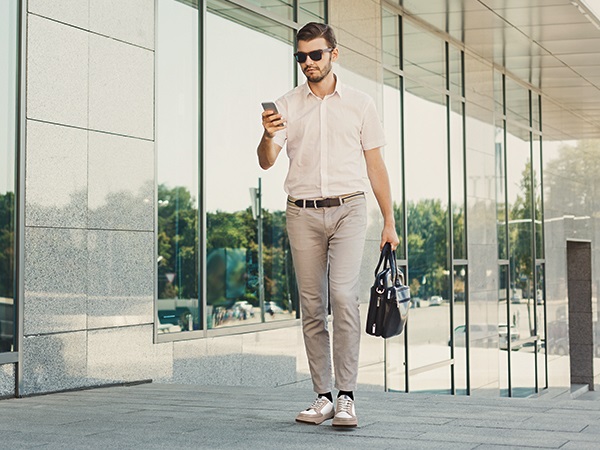 The Ultimate Guide to Business Casual Shirts: Style Meets Professionalism